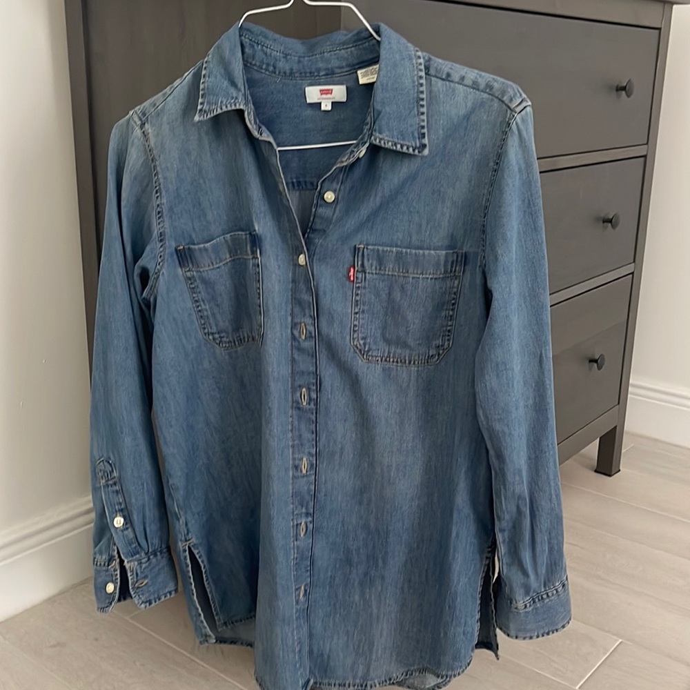 LEVI Denim shirt